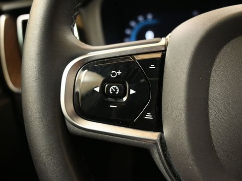 Used 2023 Volvo XC60 B5 Ultimate w/ Climate Package AWD/4WD image 26