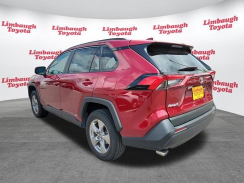 Used 2025 Toyota RAV4 XLE AWD/4WD image 22