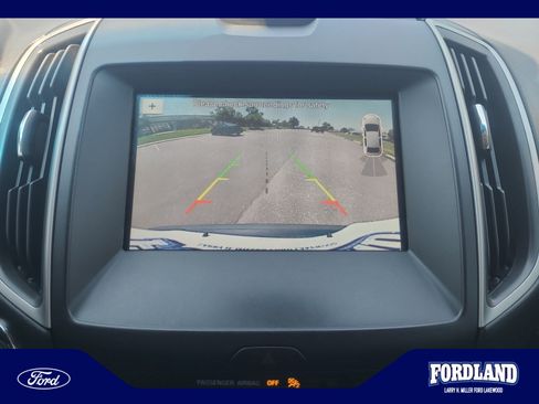 Used 2019 Ford Edge SEL w/ Equipment Group 201A AWD/4WD image 28