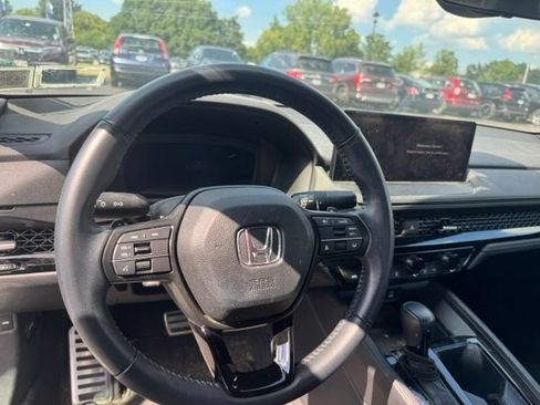 Used 2023 Honda Accord Sport image 15