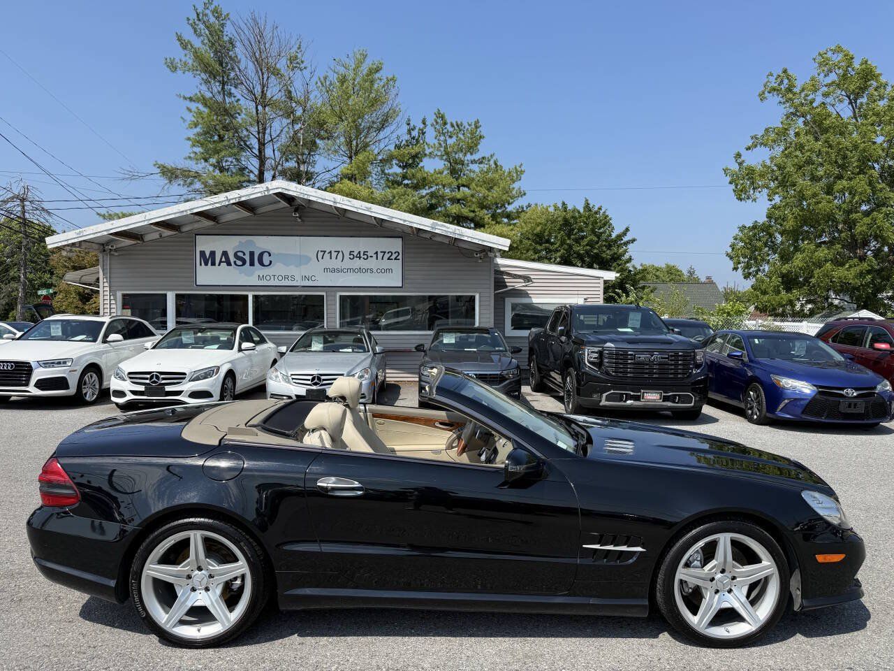 Used 2009 Mercedes-Benz SL 550 image 3