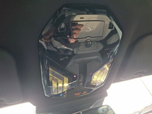 Used 2025 BMW X3 xDrive30i w/ Premium Package image 26