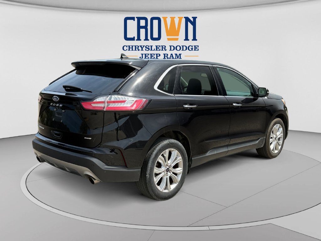 Used 2024 Ford Edge Titanium AWD/4WD image 3