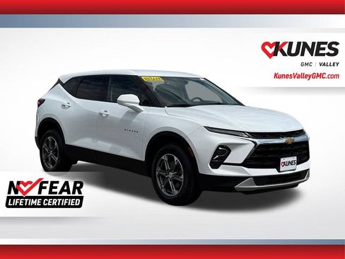 Used 2024 Chevrolet Blazer LT AWD/4WD image 1