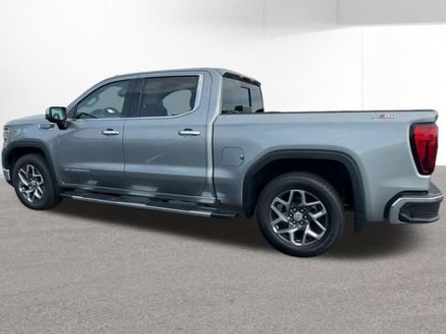 Used 2023 GMC Sierra 1500 SLT w/ SLT Premium Plus Package AWD/4WD image 7
