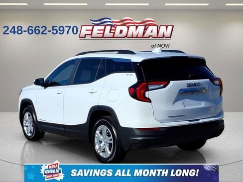 Used 2023 GMC Terrain SLE w/ Driver Convenience Package FWD image 3