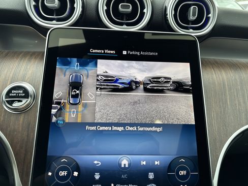 Used 2026 Mercedes-Benz GLC 300 4MATIC image 23