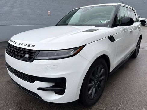 Used 2024 Land Rover Range Rover Sport SE AWD/4WD image 1