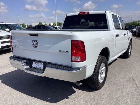 Used 2023 RAM 1500 Classic SLT w/ Electronics Group AWD/4WD image 5