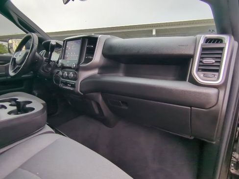 Used 2022 RAM 2500 Big Horn image 21