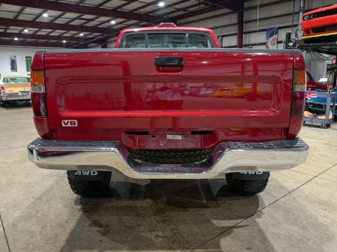 Used 1994 Toyota Pickup DX AWD/4WD image 7