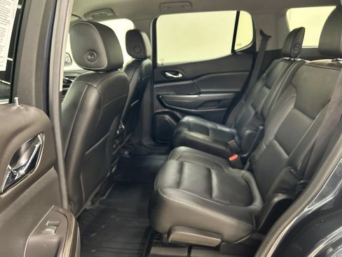Used 2019 GMC Acadia SLT w/ LPO, Floor Liner Package AWD/4WD image 23