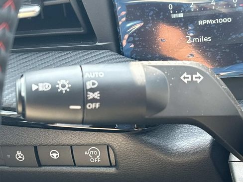New 2026 Nissan Kicks SR w/ SR Premium Package FWD image 31