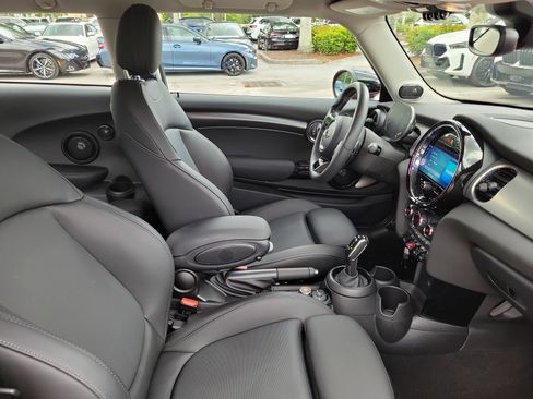 Used 2022 MINI Cooper S w/ Premium Package FWD image 8