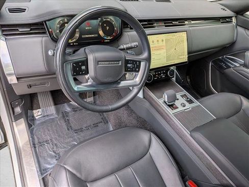 Certified 2023 Land Rover Range Rover SE AWD/4WD image 10