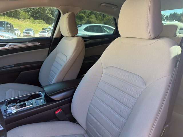Used 2020 Ford Fusion S FWD image 17