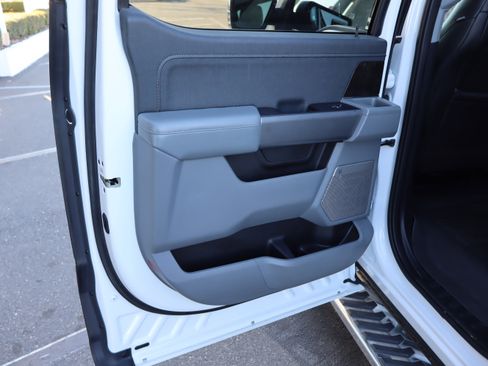 Used 2021 Ford F150 Lariat w/ Equipment Group 501A Mid image 30