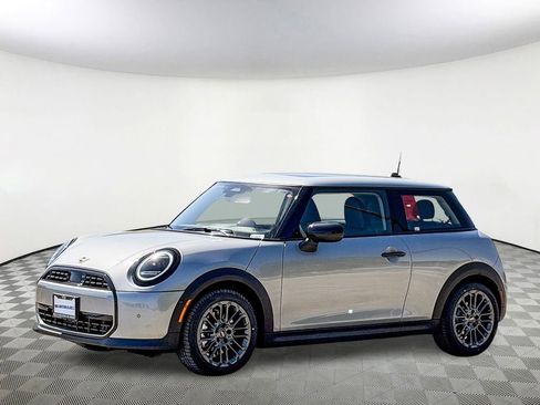 New 2026 MINI Cooper 2-Door Hardtop FWD image 4