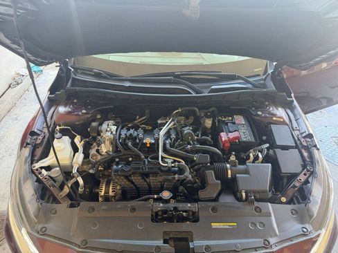 Used 2025 Nissan Altima 2.5 SV FWD image 32