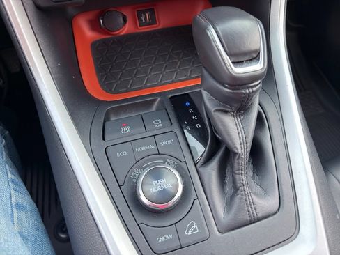 Used 2024 Toyota RAV4 Adventure AWD/4WD image 37