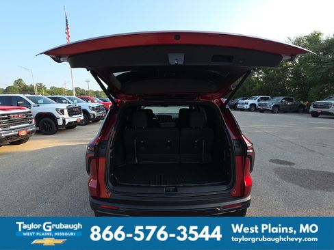 New 2026 Chevrolet Traverse LT w/ Midnight/Sport Edition AWD/4WD image 33