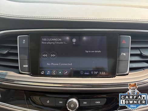 Used 2020 Buick Enclave Essence w/ Sound and Sites Package FWD image 8