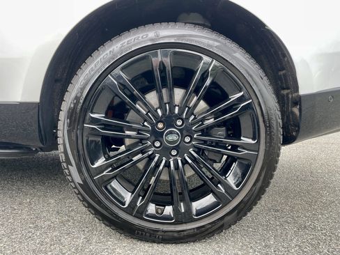 Certified 2023 Land Rover Range Rover Long Wheelbase Autobiography AWD/4WD image 10
