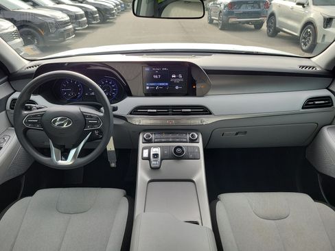 Used 2021 Hyundai Palisade SE FWD image 17
