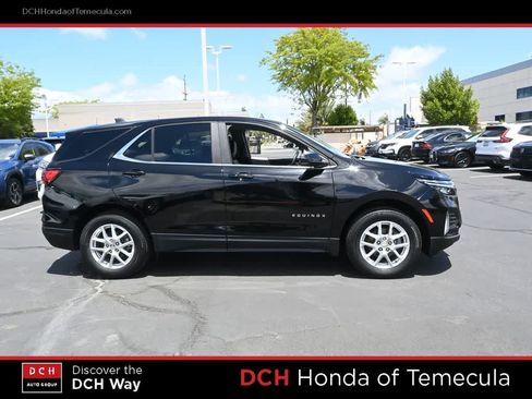 Used 2023 Chevrolet Equinox LT w/ Driver Convenience Package AWD/4WD image 5