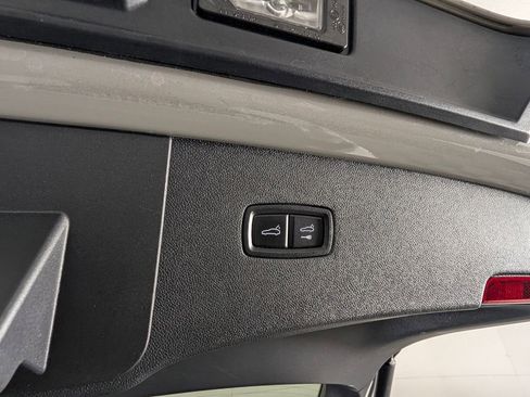 Certified 2024 Porsche Cayenne Turbo GT AWD/4WD image 18
