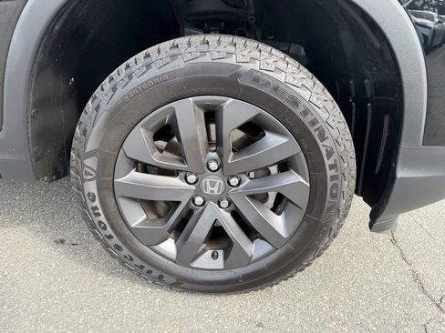 Used 2024 Honda Ridgeline Sport image 29