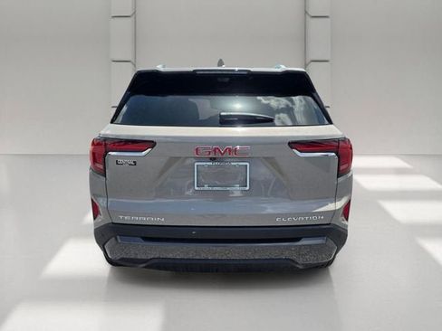Used 2026 GMC Terrain Elevation w/ Elevation Premium Package FWD image 4