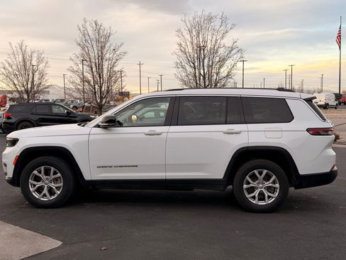 Used 2022 Jeep Grand Cherokee L Limited image 5