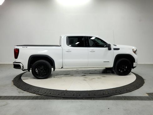 Used 2022 GMC Sierra 1500 Elevation AWD/4WD image 8