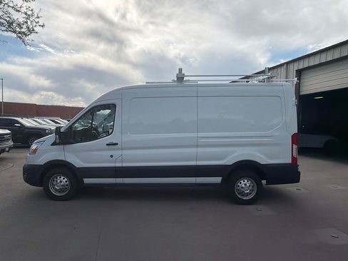 Used 2022 Ford Transit 250 Medium Roof AWD w/ Interior Upgrade Package image 8