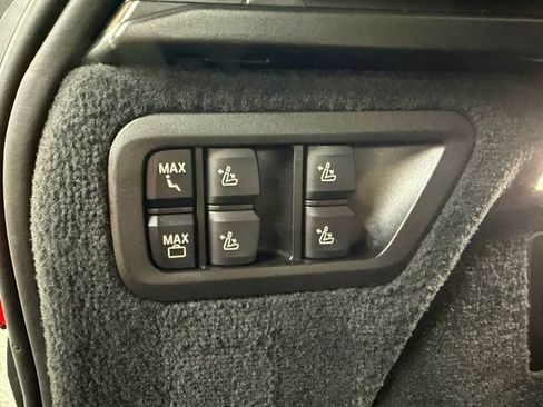 Used 2021 BMW X7 xDrive40i w/ Premium Package AWD/4WD image 28