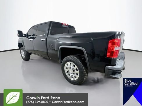 Used 2019 GMC Sierra 2500 Denali w/ Duramax Plus Package AWD/4WD image 6