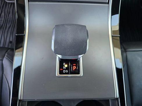 Used 2025 Land Rover Range Rover Velar Dynamic SE AWD/4WD image 16