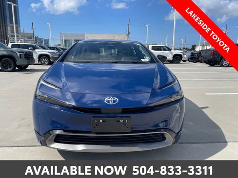 Used 2023 Toyota Prius XLE FWD image 8