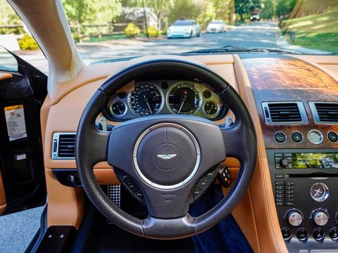 Used 2008 Aston Martin V8 Vantage Roadster image 38