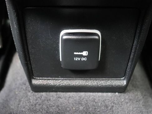 Used 2024 Jeep Compass Latitude AWD/4WD image 22