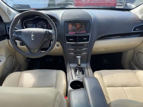 Used 2014 Lincoln MKT AWD w/ Equipment Group 201A image 9