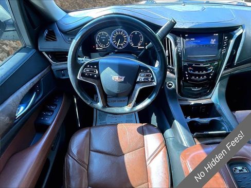 Used 2015 Cadillac Escalade Premium AWD/4WD image 5