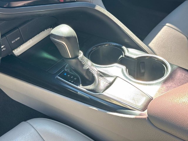 Used 2019 Toyota Camry SE w/ Audio Package FWD image 32