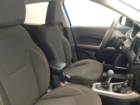 Used 2021 Jeep Compass Sport image 21