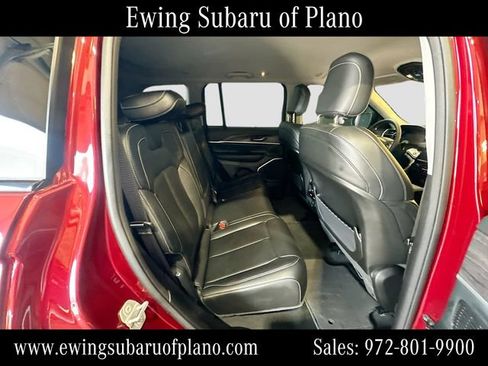 Used 2023 Jeep Grand Cherokee Limited w/ Black Appearance Package RWD image 28
