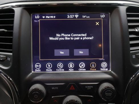 Used 2018 Jeep Grand Cherokee Altitude AWD/4WD image 33