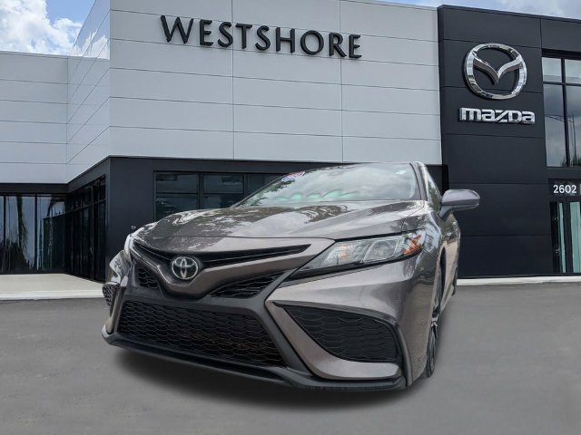 Used 2021 Toyota Camry SE FWD image 7
