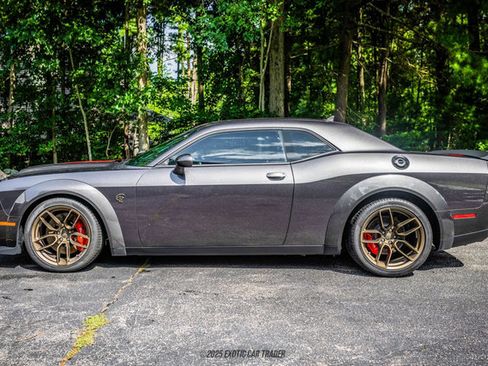 Used 2020 Dodge Challenger SRT Hellcat image 3