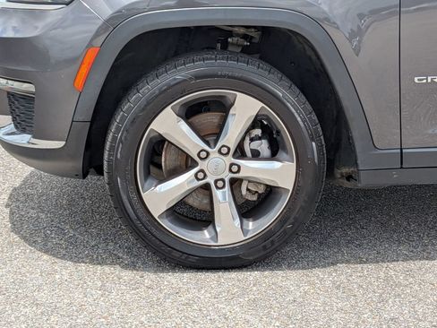 Used 2021 Jeep Grand Cherokee L Limited w/ Trailer Tow Package AWD/4WD image 11